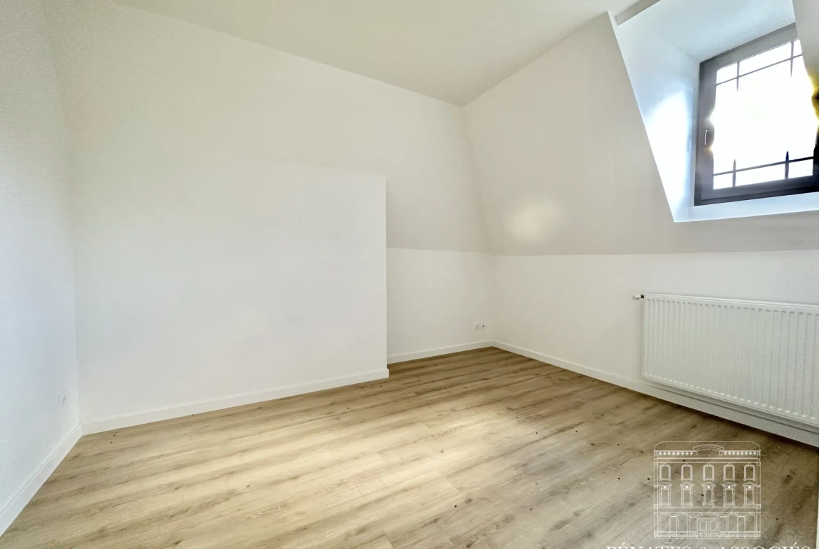 Appartement T2 rénové à Rouen, proche CHU, avec parking et cave 