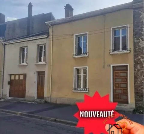 Lot de 2 maisons mitoyennes à rénover à Les Hautes Rivières - Opportunité à saisir