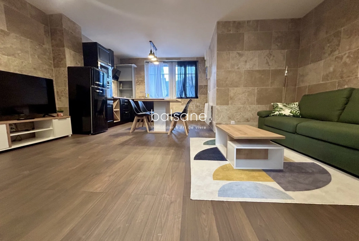 Appartement traversant à vendre à Dieppe - 46 m² rénové au cœur de la ville 