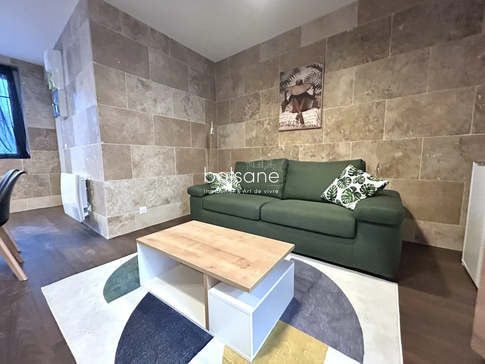 Appartement traversant à vendre à Dieppe - 46 m² rénové au cœur de la ville 