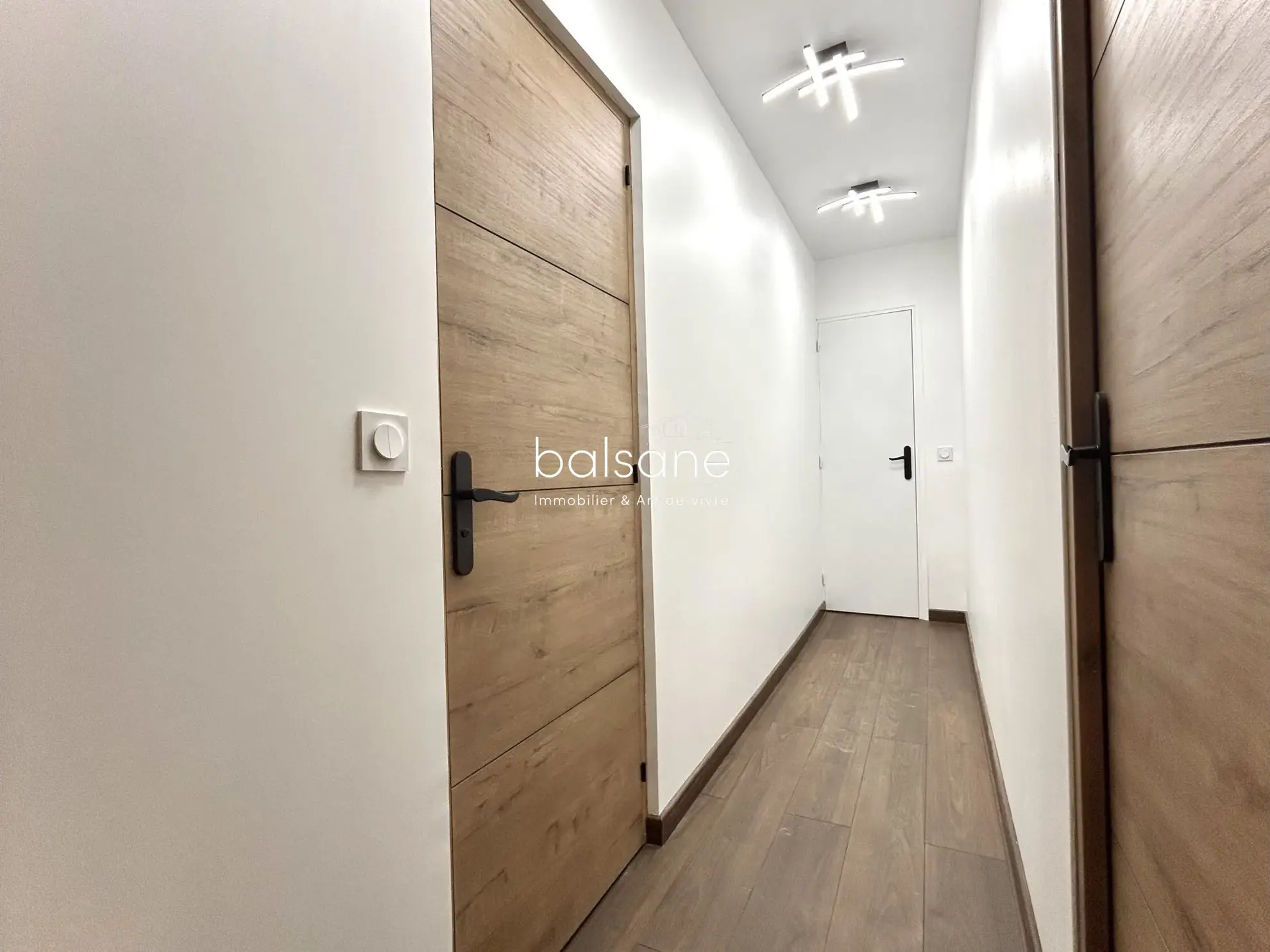 Appartement traversant à vendre à Dieppe - 46 m² rénové au cœur de la ville 
