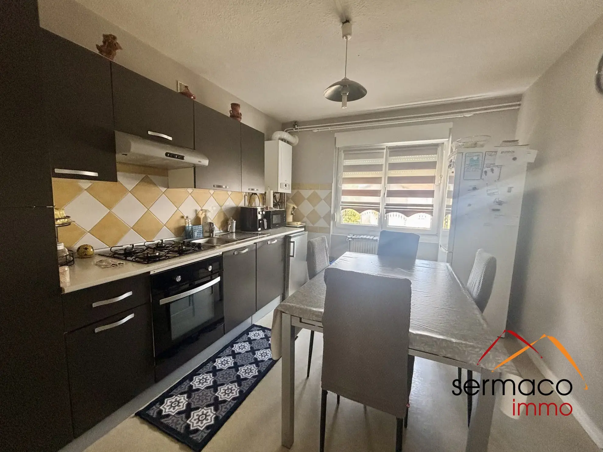 Appartement de 77,30 m² à Hombourg-Haut avec jardin et balcon - Prix 95 000 € 