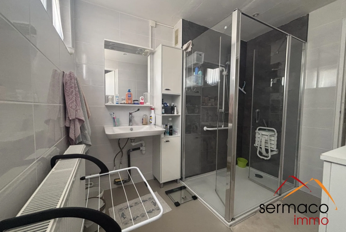 Appartement de 77,30 m² à Hombourg-Haut avec jardin et balcon - Prix 95 000 € 
