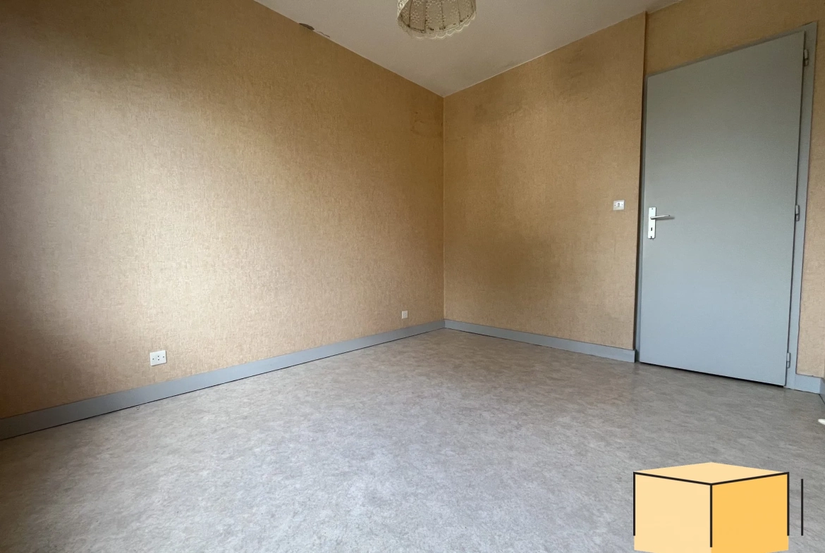 Appartement T2 avec cave et garage à Belley, idéal investisseur ou résident 