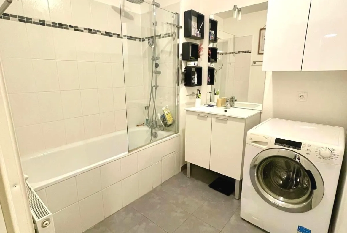 Appartement F2 avec jardin à Roissy-en-Brie proche RER et commodités 