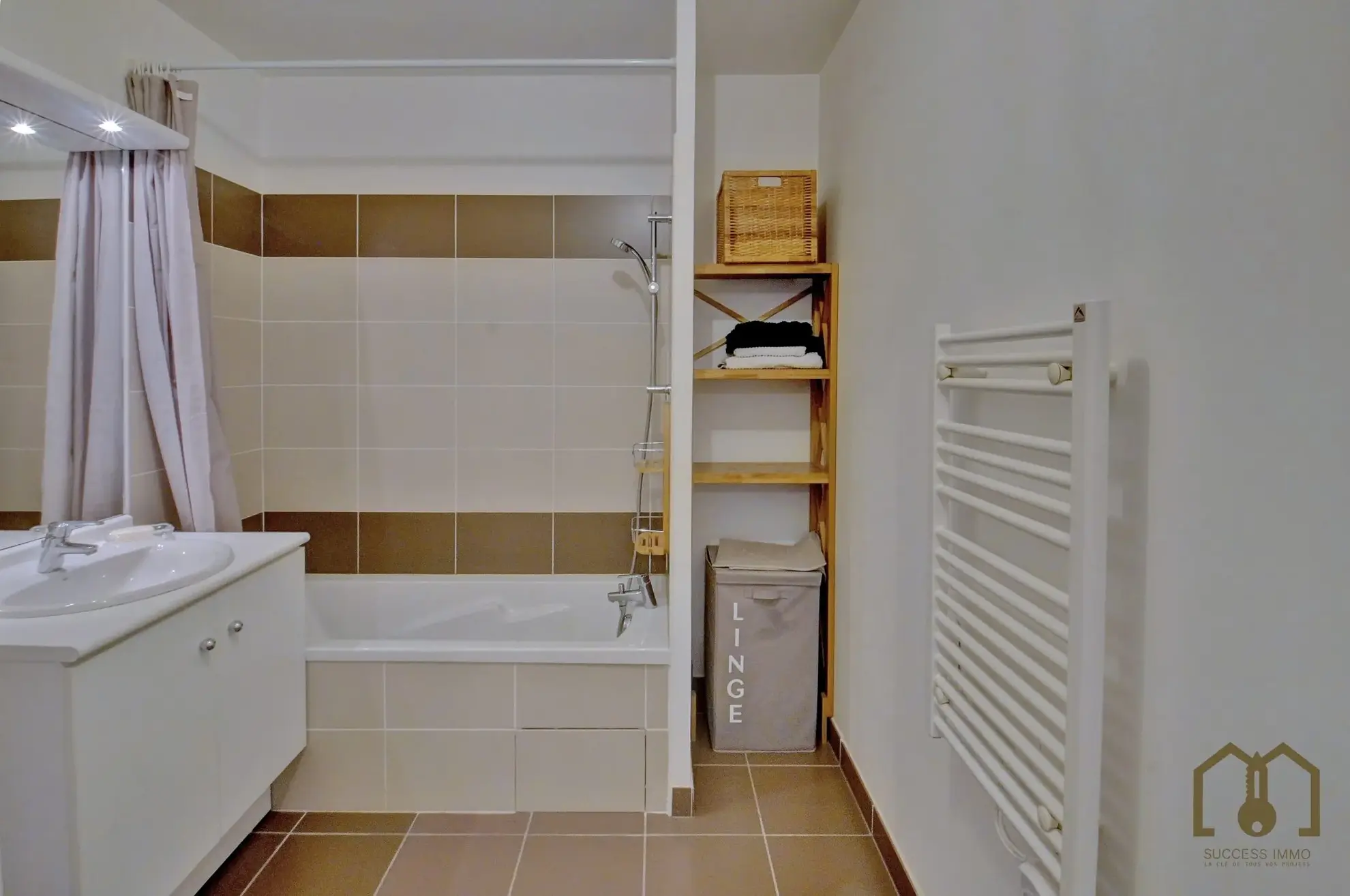 Appartement T2 de 37m² avec garage à Saint-Priest en vente interactive 