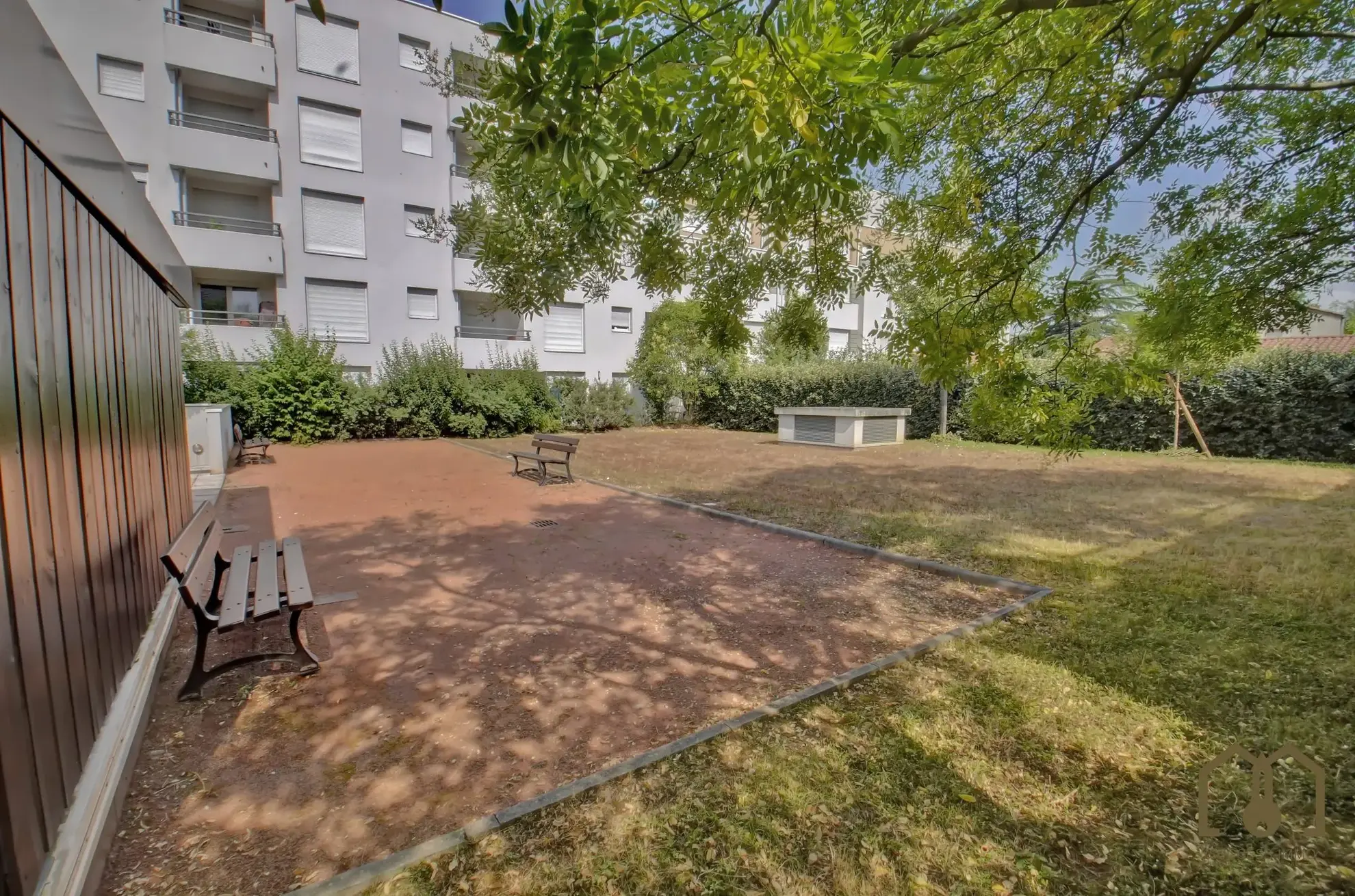 Appartement T2 de 37m² avec garage à Saint-Priest en vente interactive 