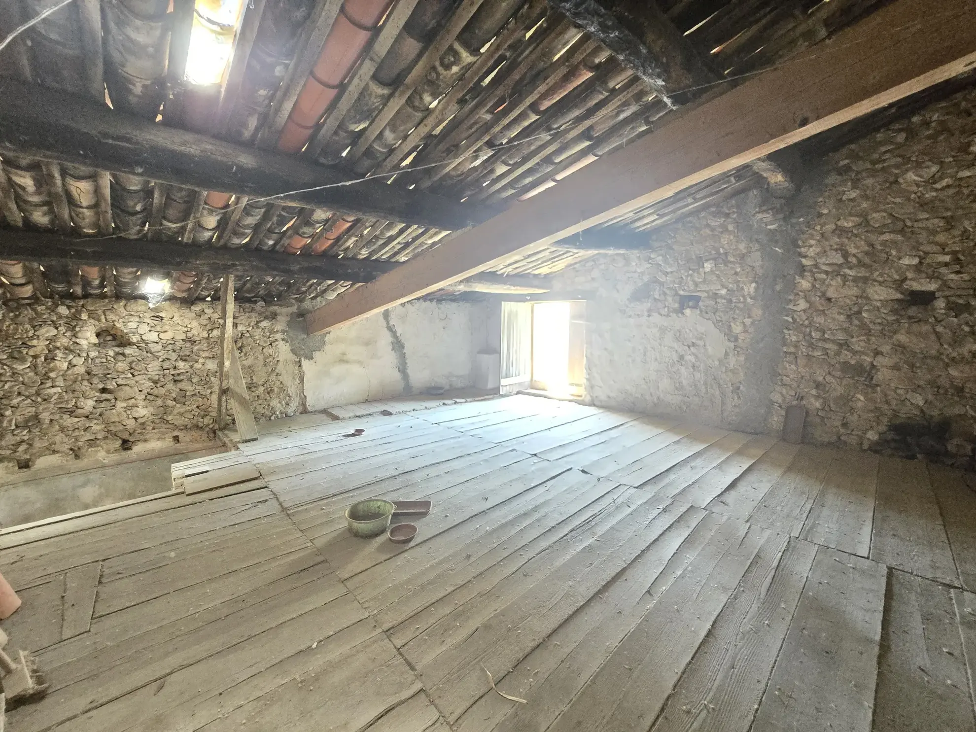 Maison de village à vendre à Aniane (34) - 99 m² avec potentiel d'aménagement 