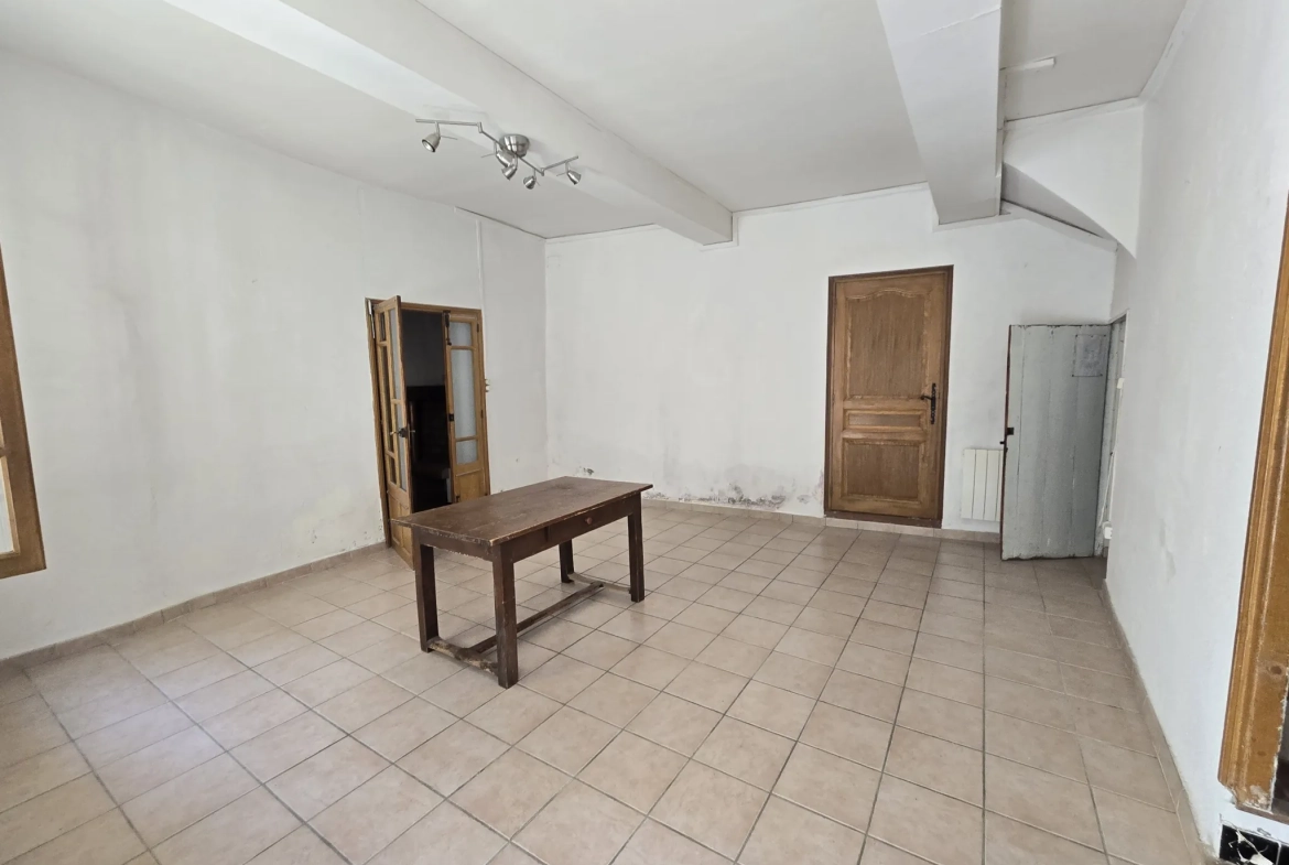 Maison de village à vendre à Aniane (34) - 99 m² avec potentiel d'aménagement 