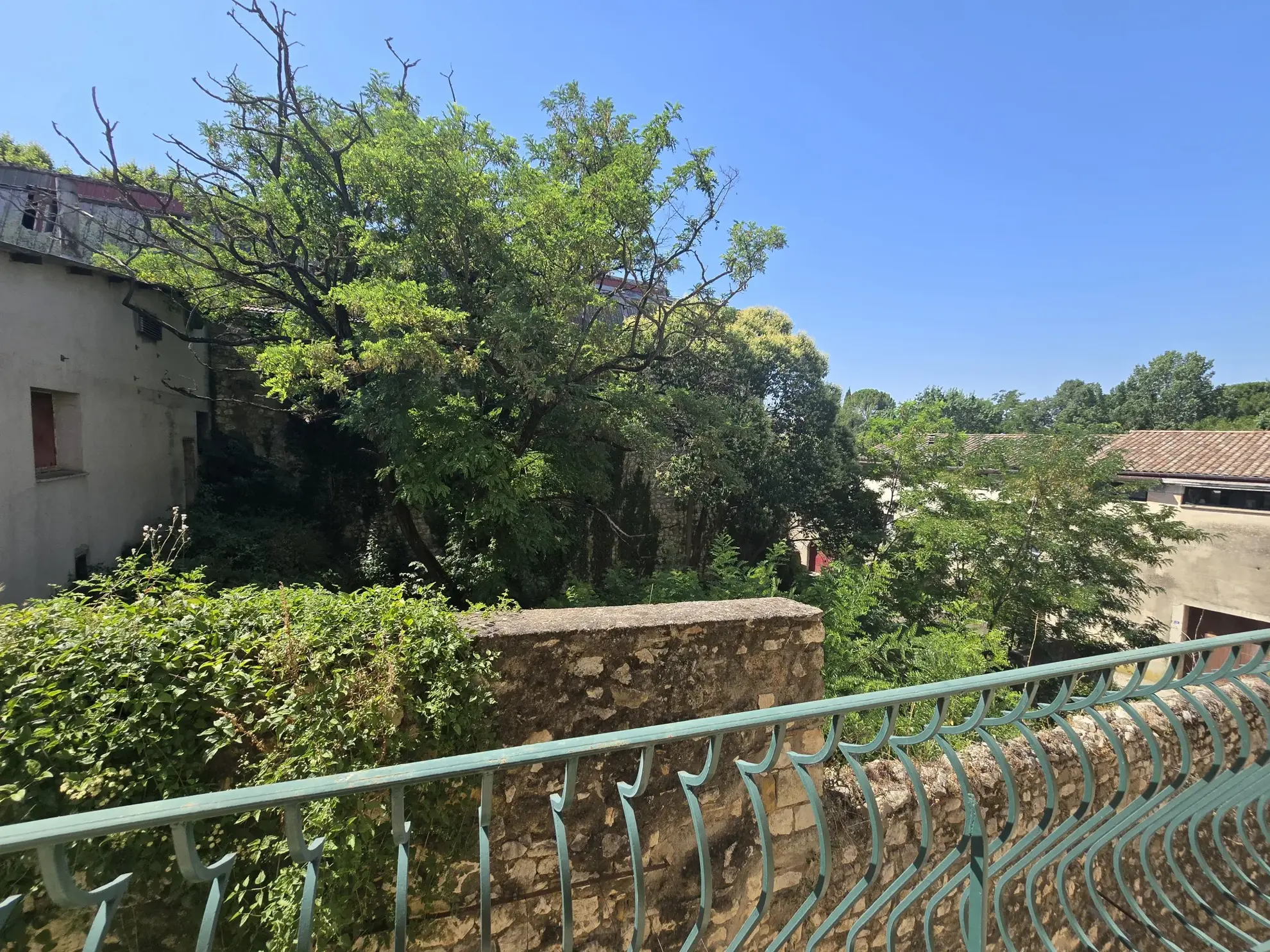 Maison de village à vendre à Aniane (34) - 99 m² avec potentiel d'aménagement 