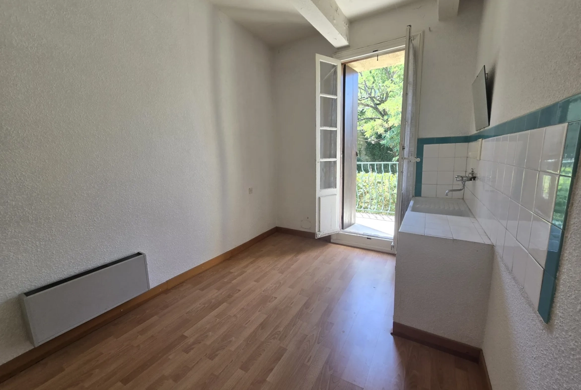 Maison de village à vendre à Aniane (34) - 99 m² avec potentiel d'aménagement 