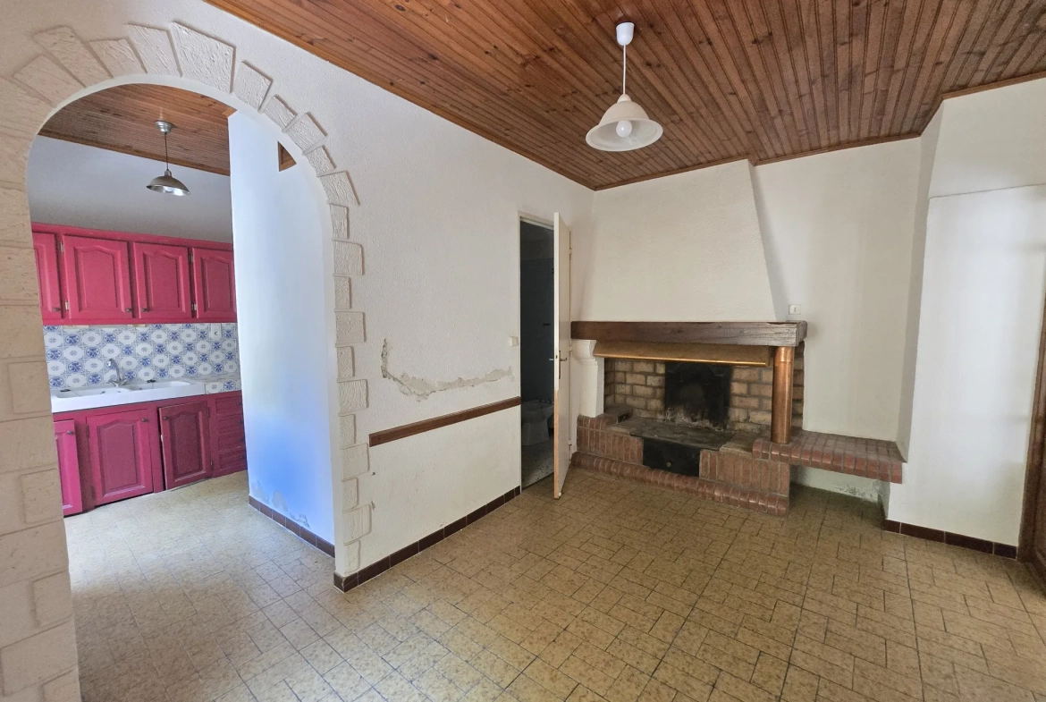 Maison de village à vendre à Aniane (34) - 99 m² avec potentiel d'aménagement 
