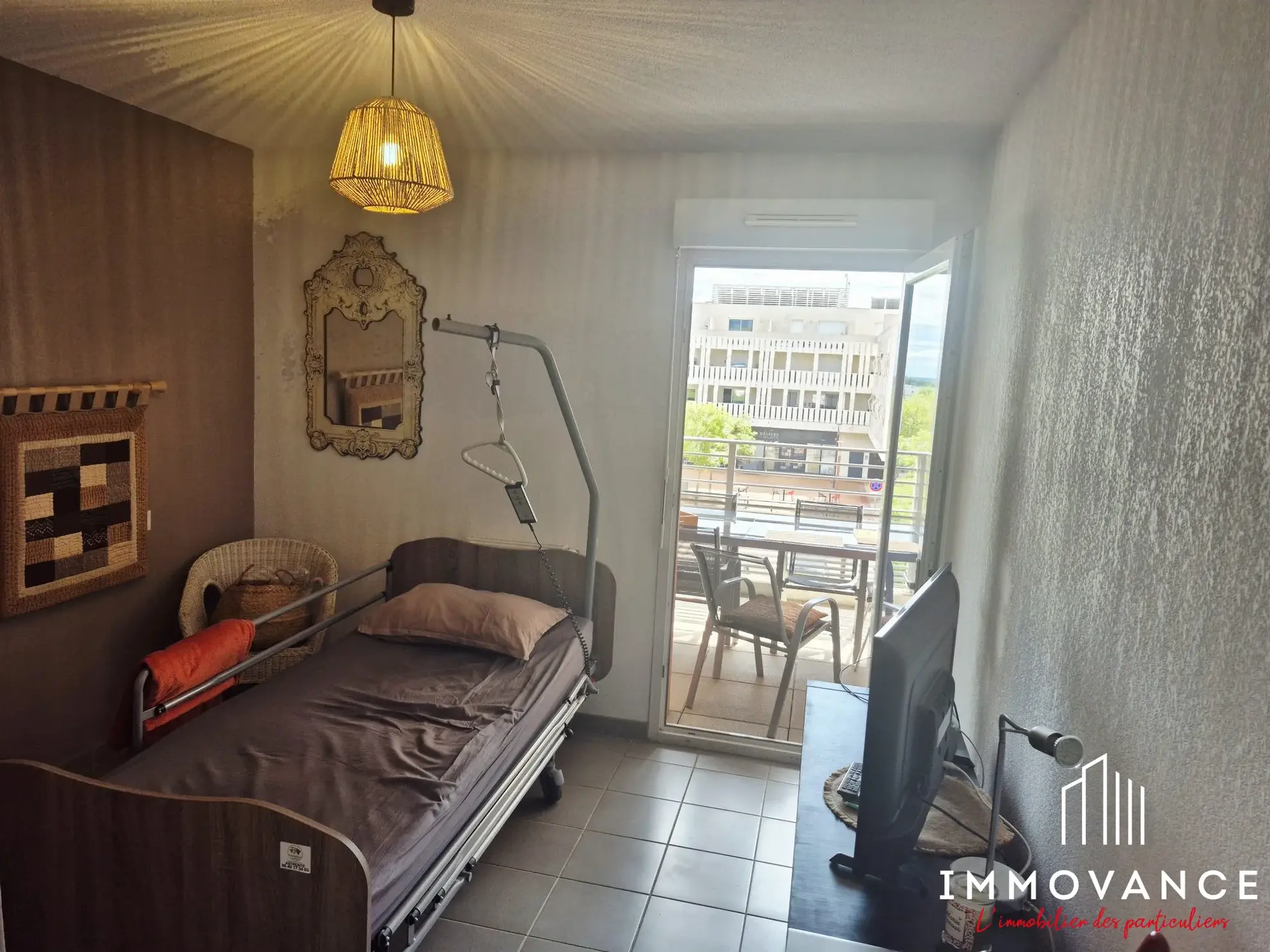 Appartement T2/3 moderne avec terrasse à Béziers - 54,04 m², standing 2014 