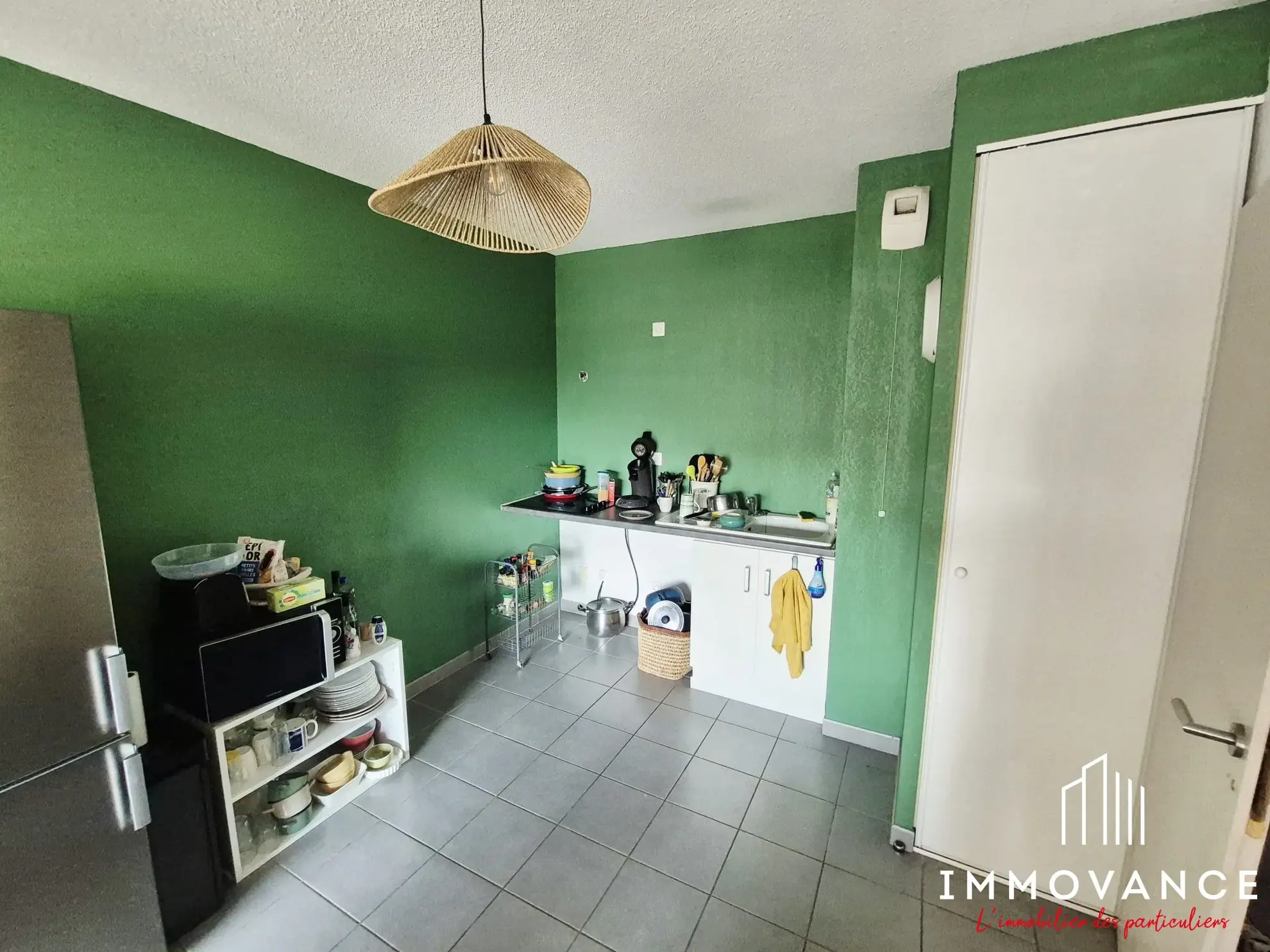 Appartement T2/3 moderne avec terrasse à Béziers - 54,04 m², standing 2014 