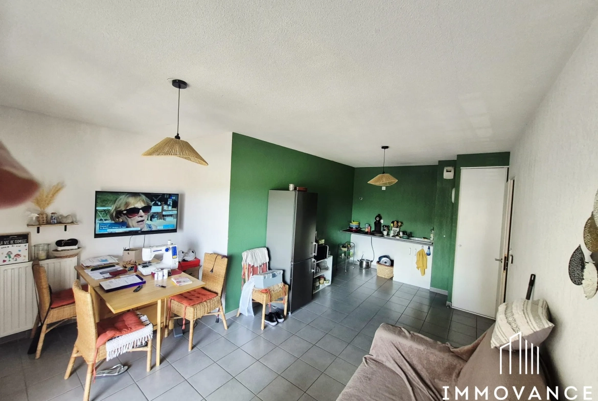 Appartement T2/3 moderne avec terrasse à Béziers - 54,04 m², standing 2014 