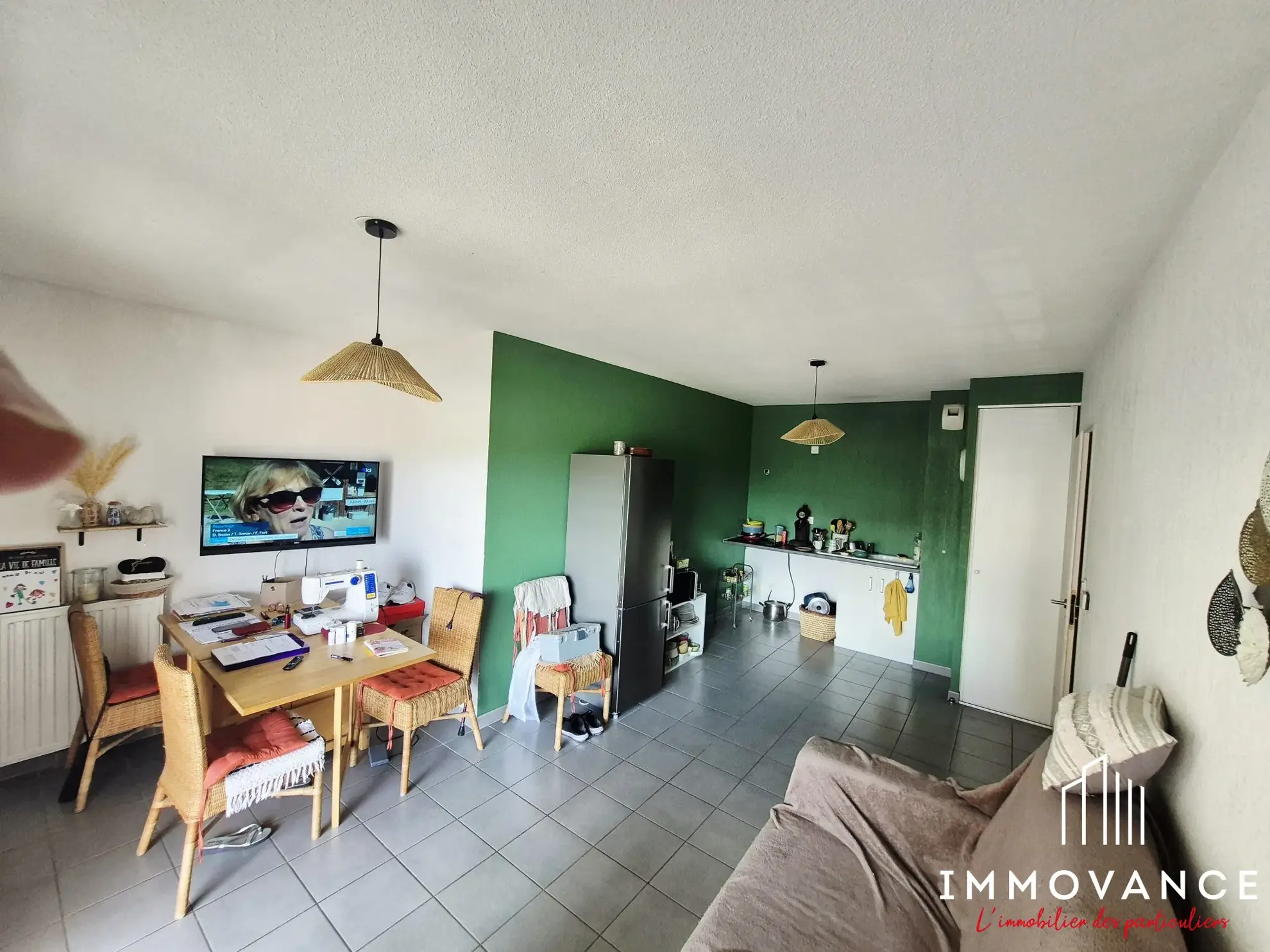 Appartement T2/3 moderne avec terrasse à Béziers - 54,04 m², standing 2014 