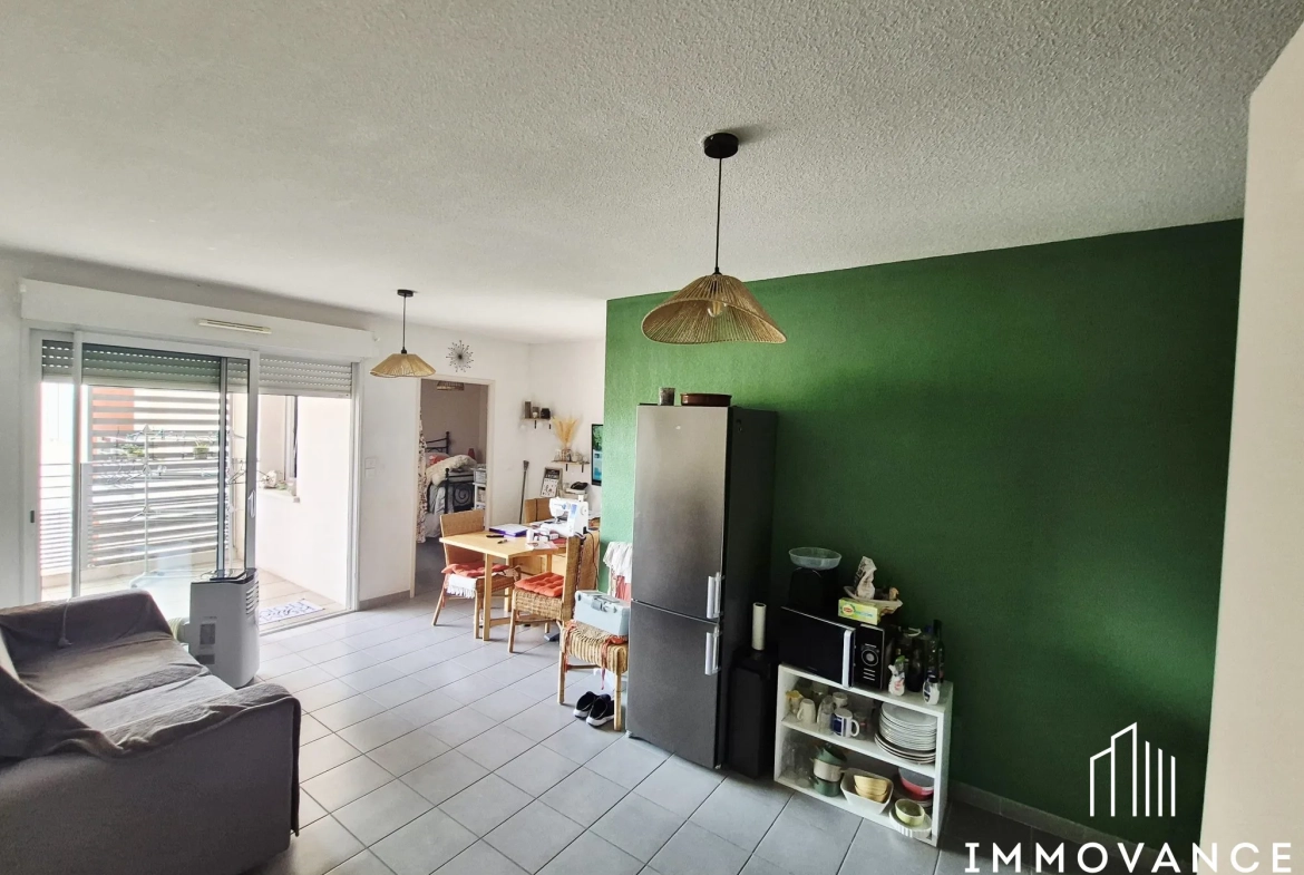 Appartement T2/3 moderne avec terrasse à Béziers - 54,04 m², standing 2014 
