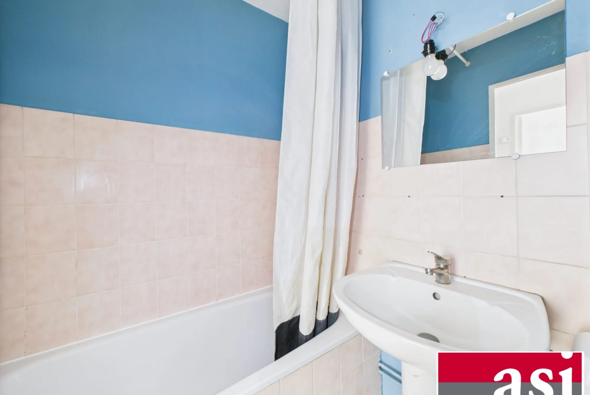 Vente d'un appartement 1 pièce de 31m² avec cave et parking à Strasbourg Neudorf 