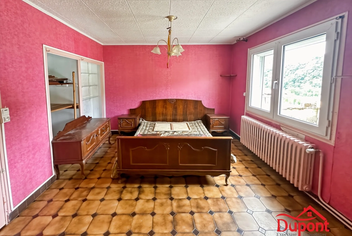 Grande maison familiale avec vue à Laifour – 145 m², 5 chambres, terrain de 2300 m² 