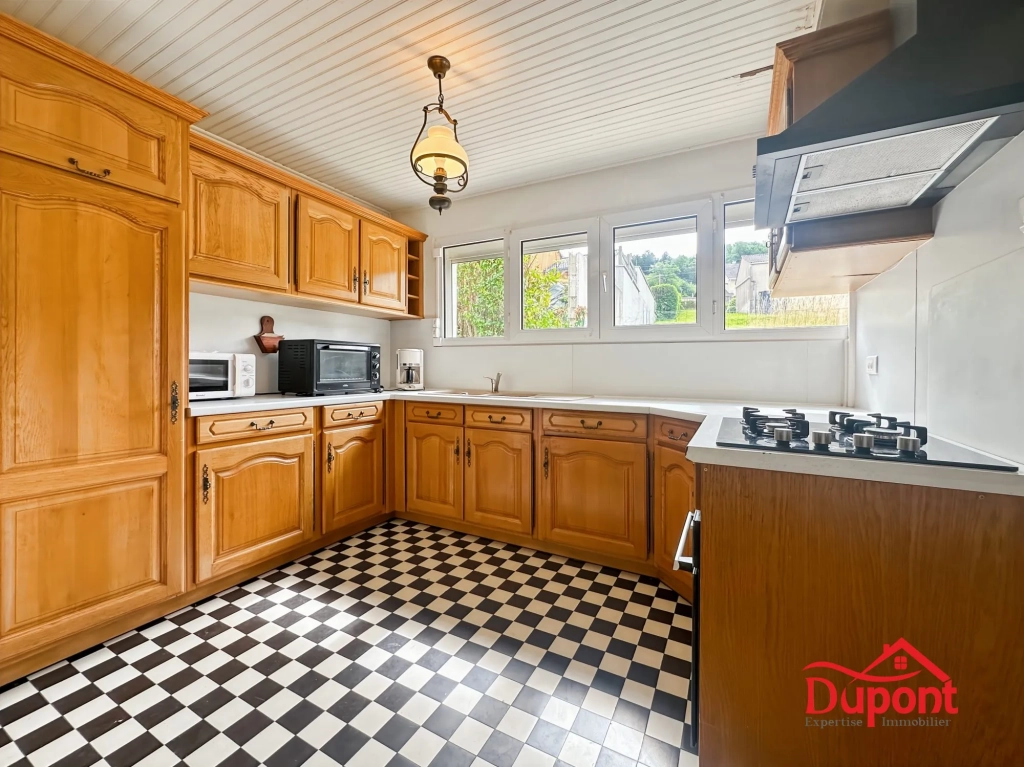 Grande maison familiale avec vue à Laifour – 145 m², 5 chambres, terrain de 2300 m²