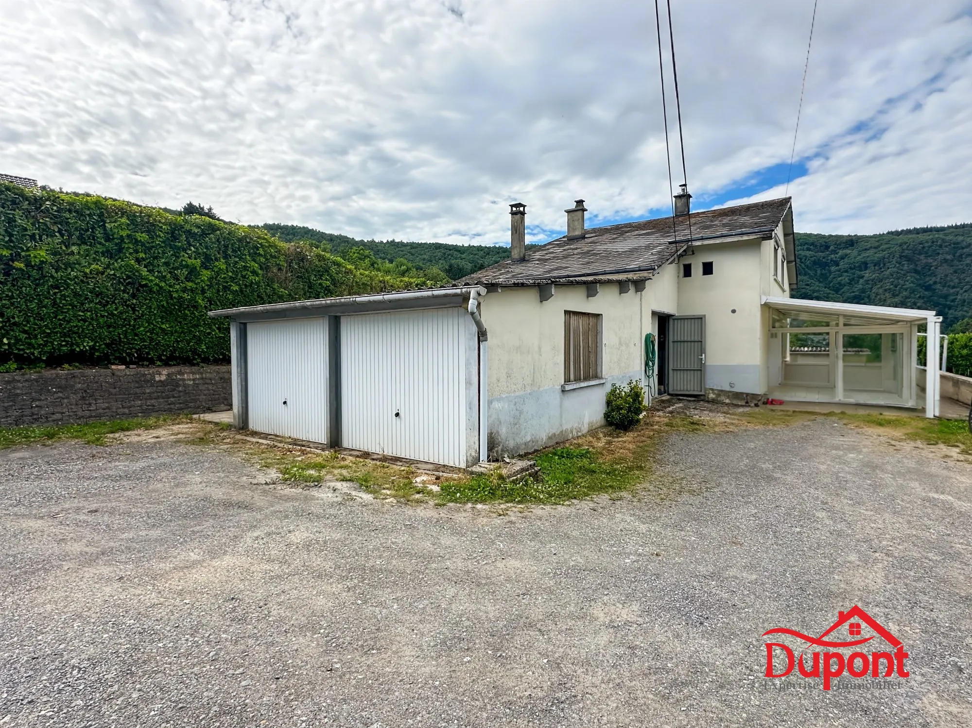 Grande maison familiale avec vue à Laifour – 145 m², 5 chambres, terrain de 2300 m² 