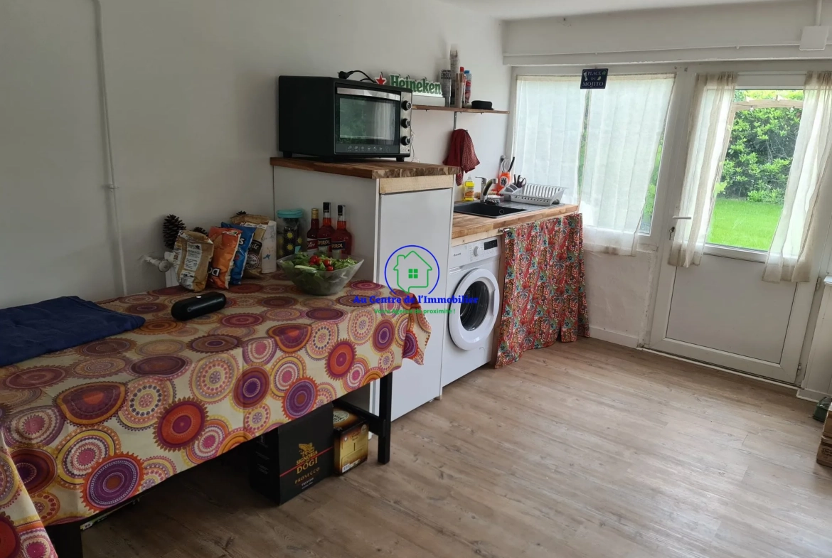 Maison de ville avec jardin, terrasse et garages à vendre à Agen 