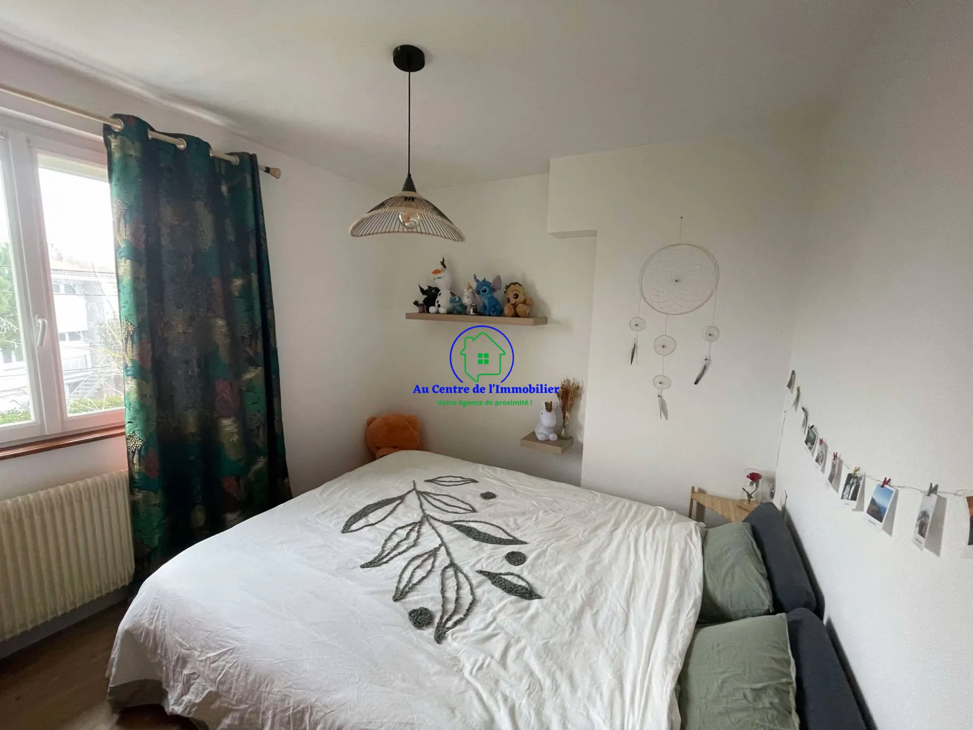 Maison de ville avec jardin, terrasse et garages à vendre à Agen 