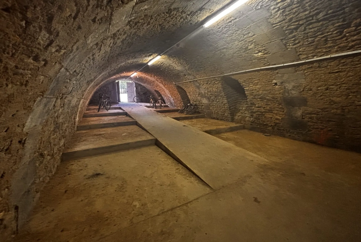 Achat appartement 3 pièces à Poitiers avec parking et cave en résidence sécurisée 