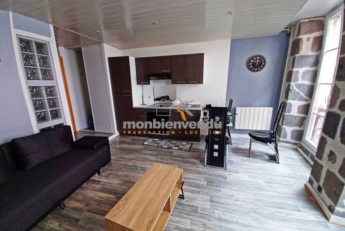 Appartement T1 bis à vendre à Aurillac - 31 m² avec coin nuit 