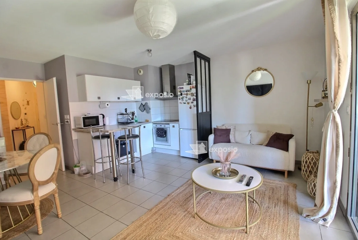 Appartement T4 à vendre à Montpellier Ovalie avec terrasse et parking en sous-sol 