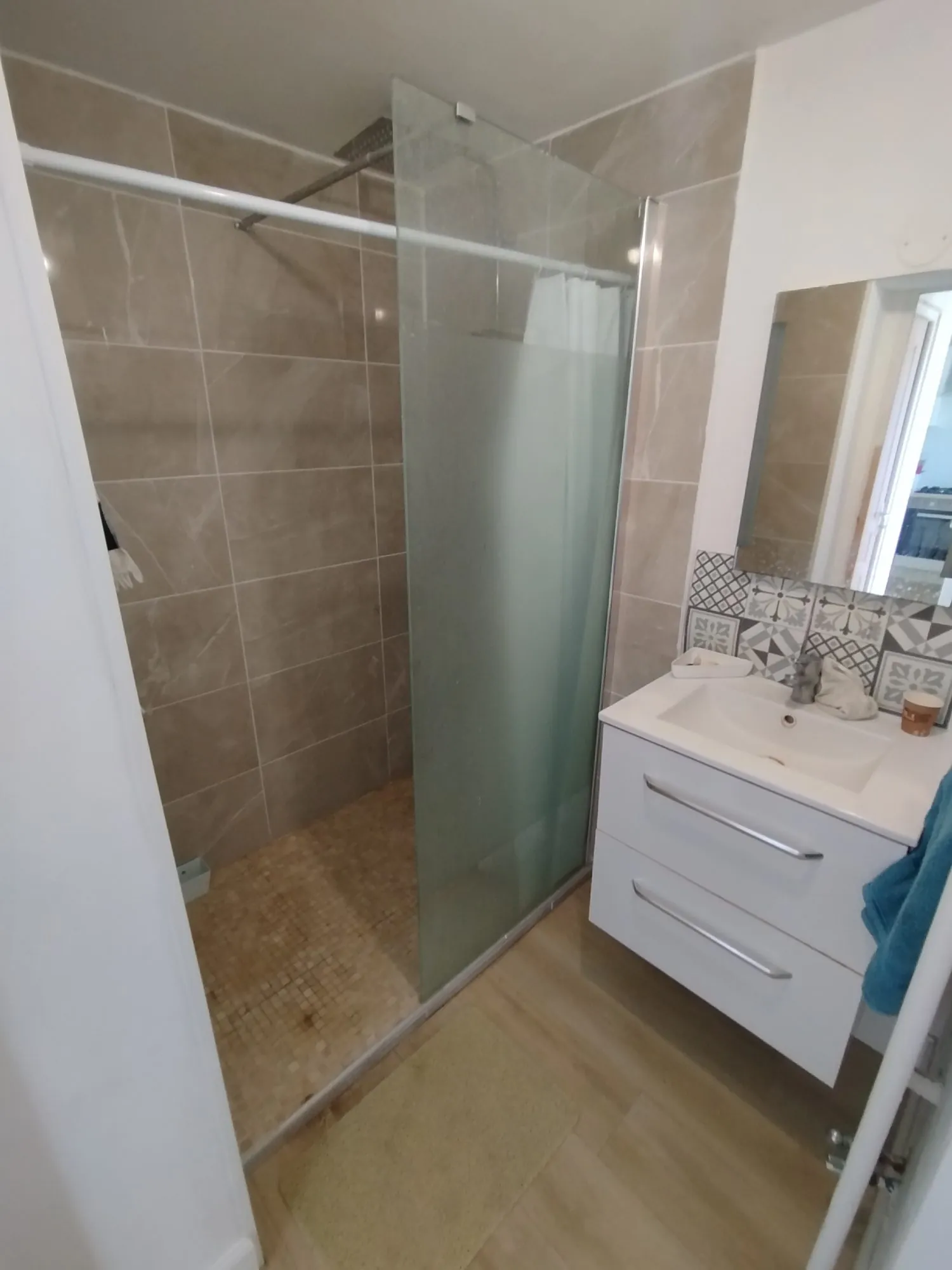 Maison à vendre à Saint-Amand-les-Eaux - 70 m², 2 chambres, jardin et cave 