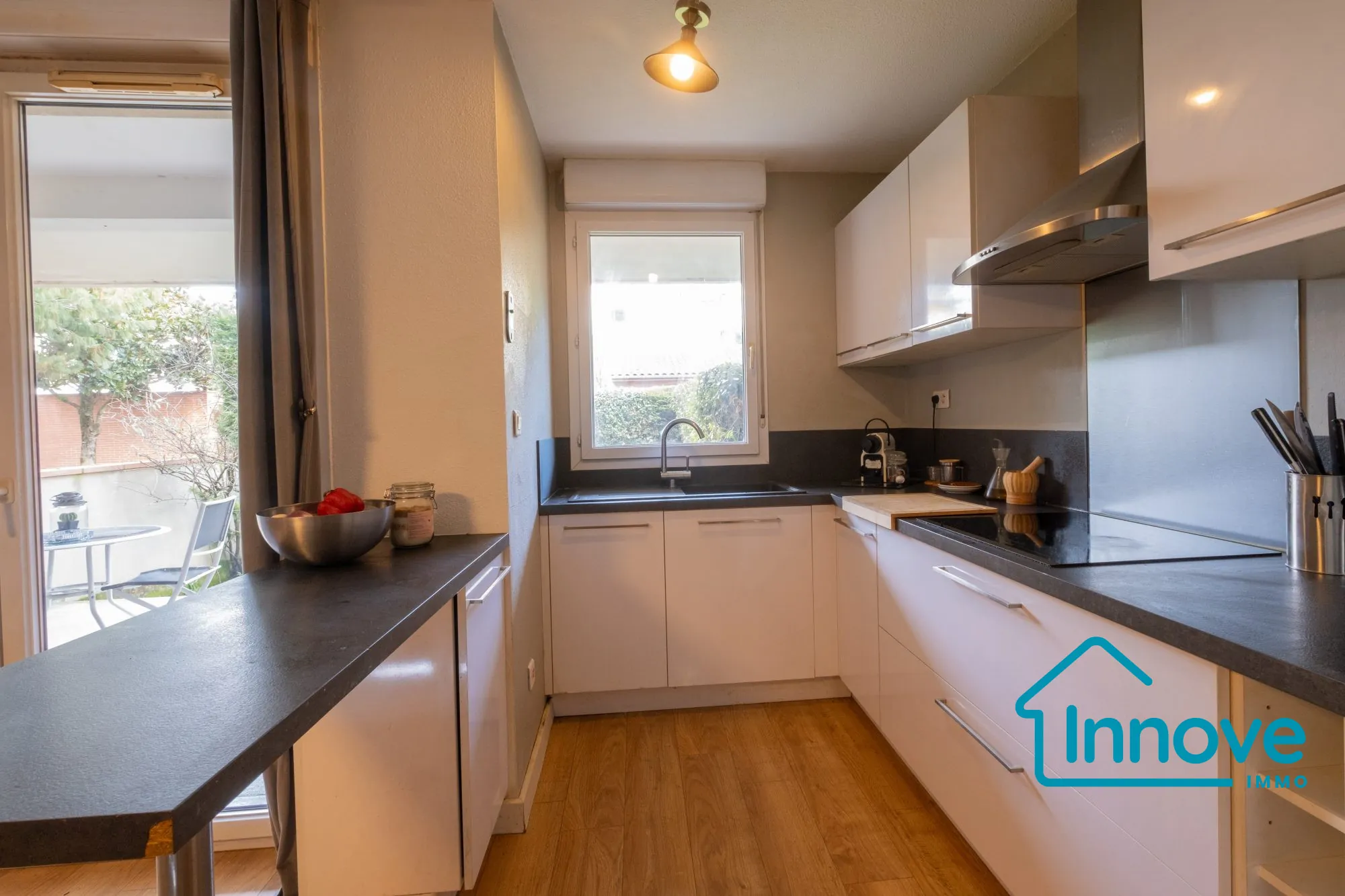 Appartement T3 lumineux avec terrasse, jardin privé et piscine à Toulouse 