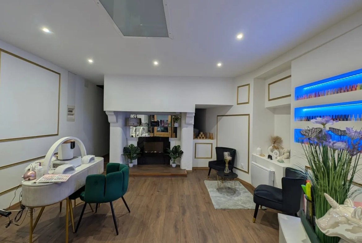 Salon de beauté polyvalent à vendre à Pontarlier – Opportunité clé en main 