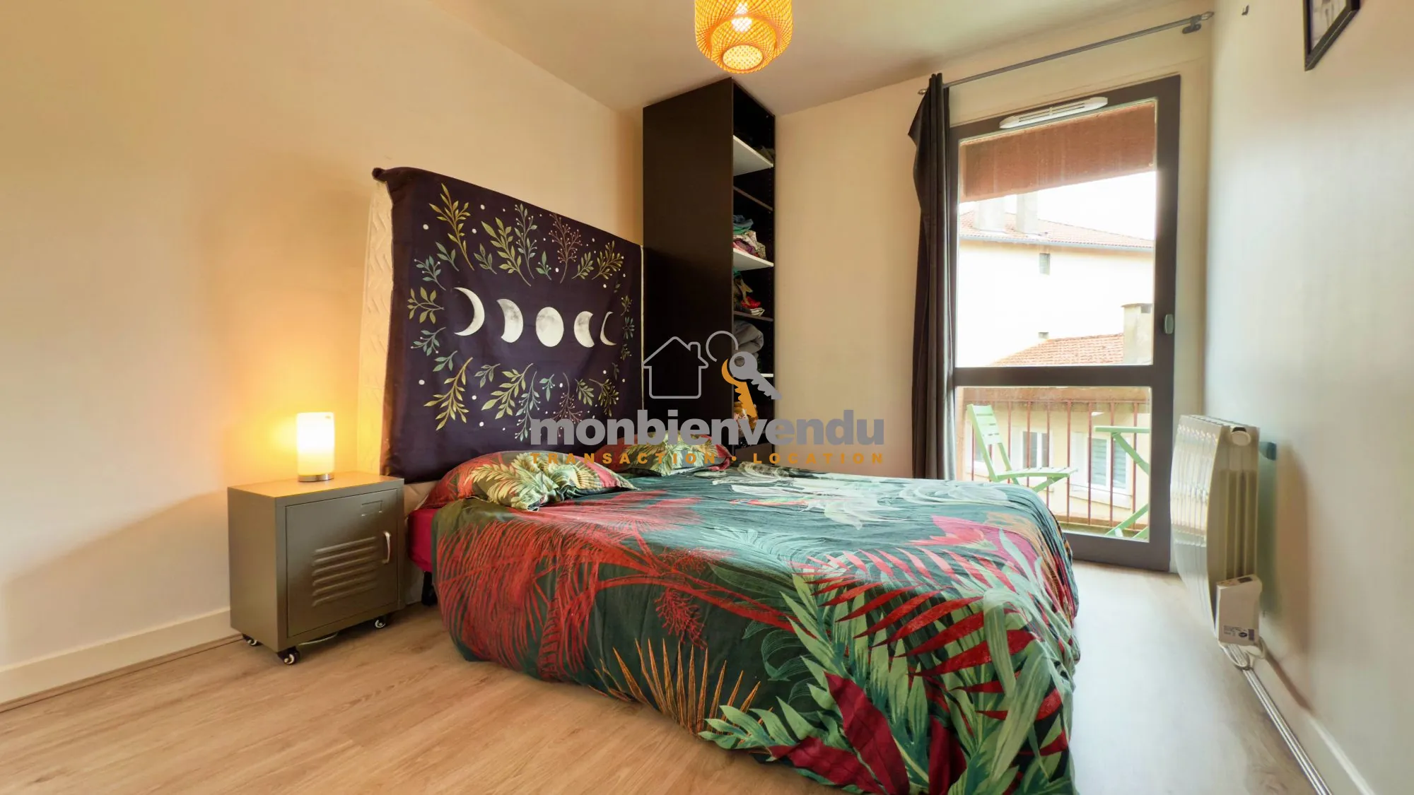 Appartement duplex 3 chambres avec balcon et garage à Aurillac 