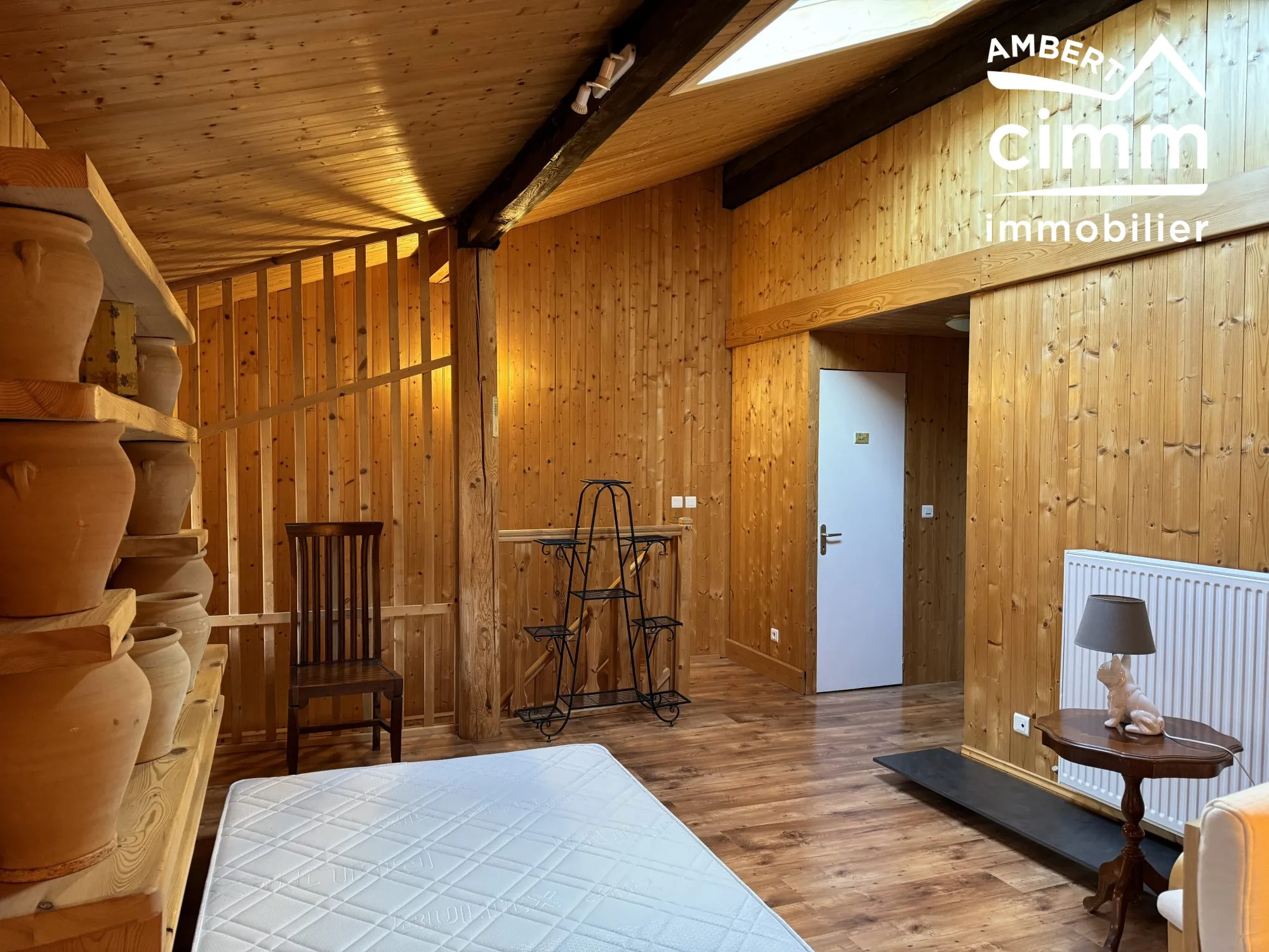 Maison de village rénovée avec jardin à Champétieres – 124 m² 