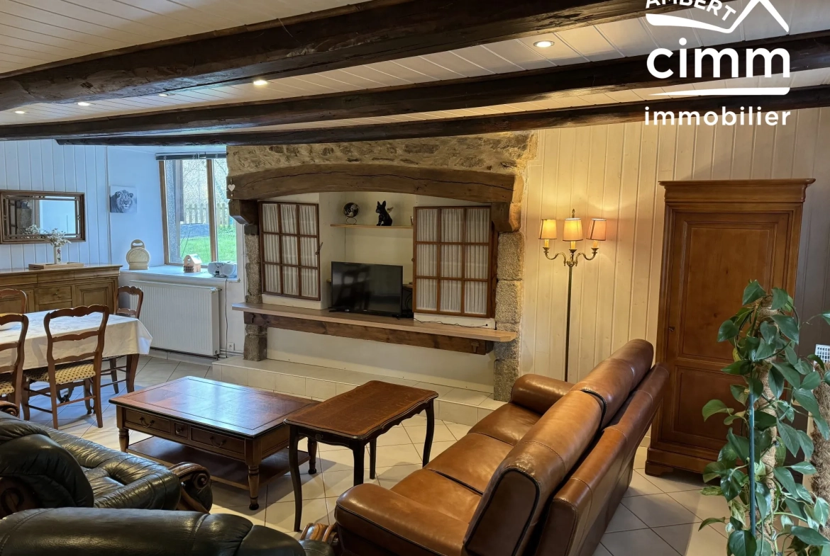 Maison de village rénovée avec jardin à Champétieres – 124 m² 