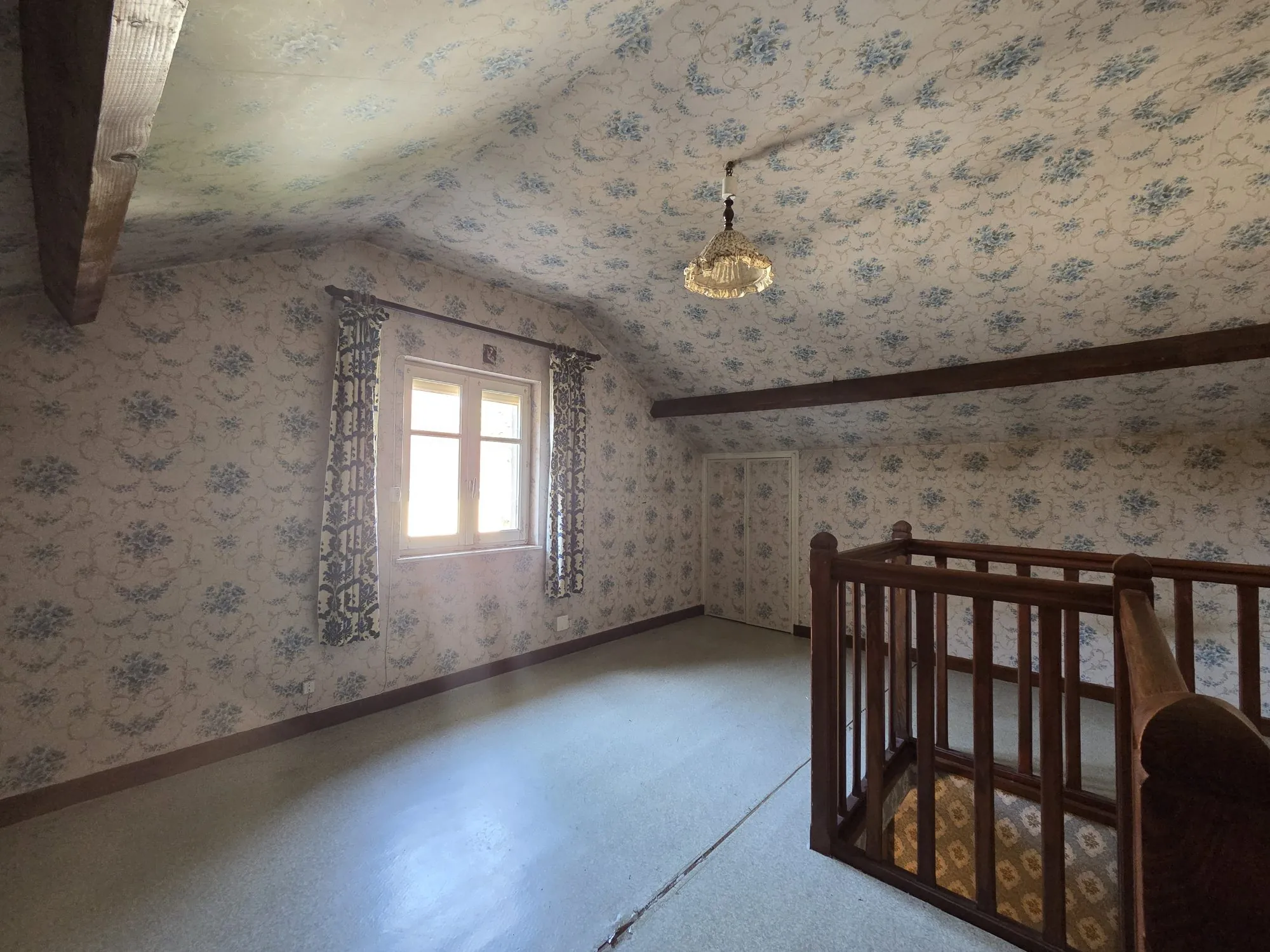 Belle maison avec jardin et potentiel à Beaune en Bourgogne 