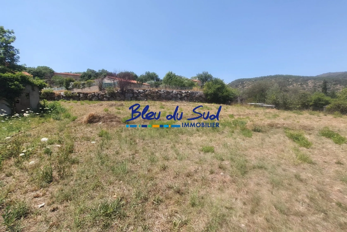 Terrain constructible de 1615 m² à Codalet, proche Prades 
