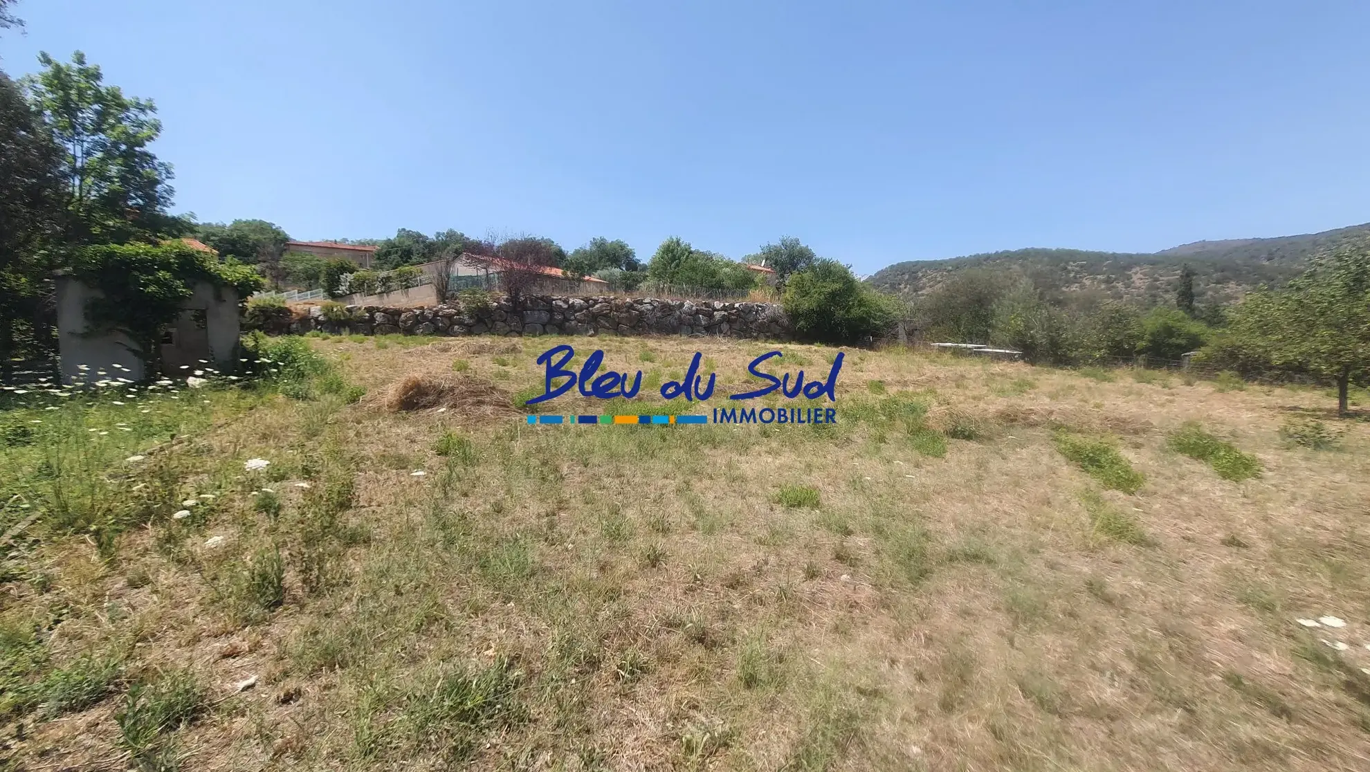 Terrain constructible de 1615 m² à Codalet, proche Prades 