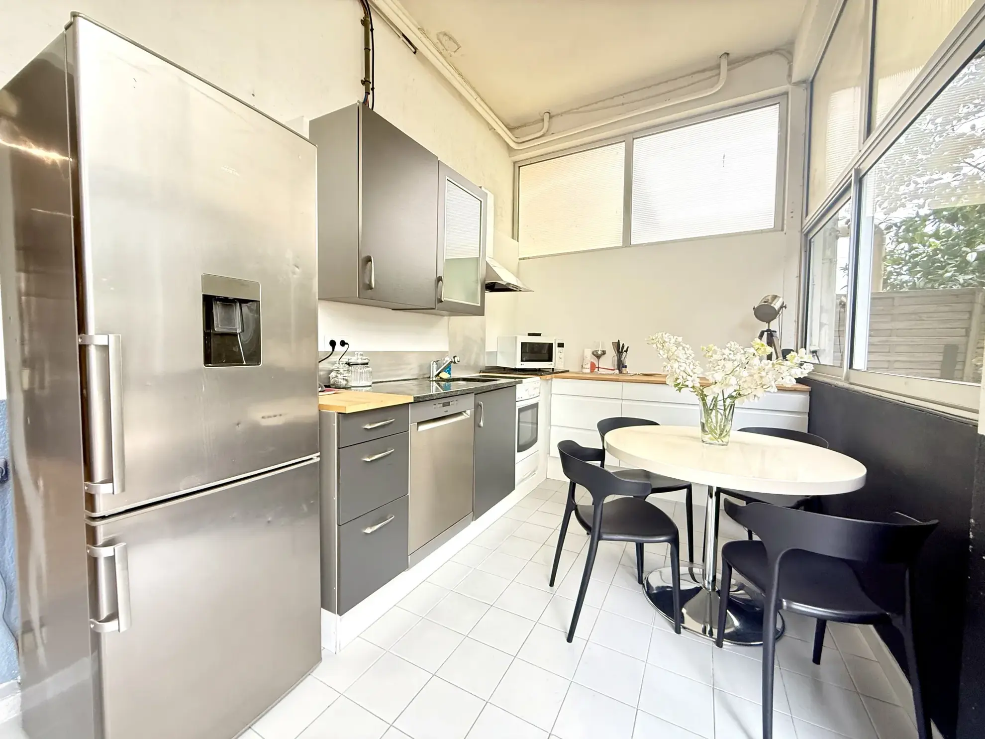 Villa 3 faces de 140 m² avec double logement, garage et jardin en vente à Le Soler 