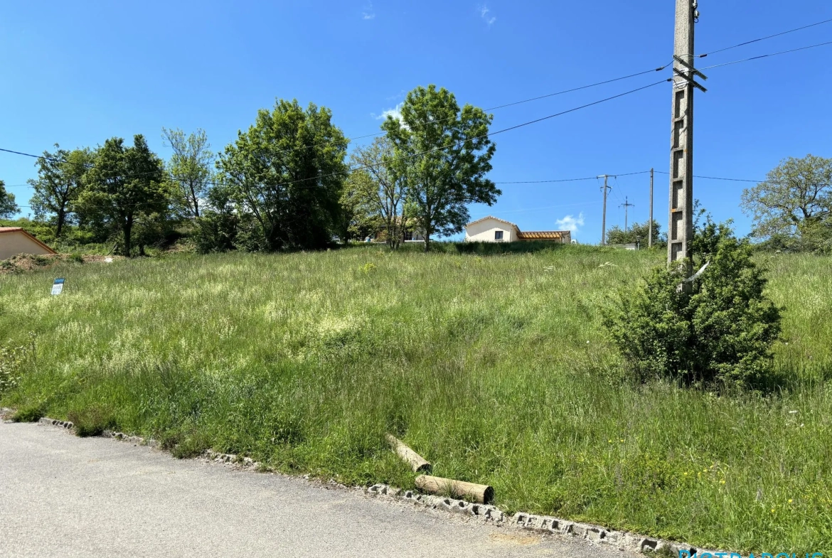 Terrains constructibles avec vue à Régny, proche d'Amplepuis et Roanne 