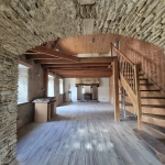 A vendre deux maisons en pierre à la Feuillée - potentiel habitation et terrain attenant