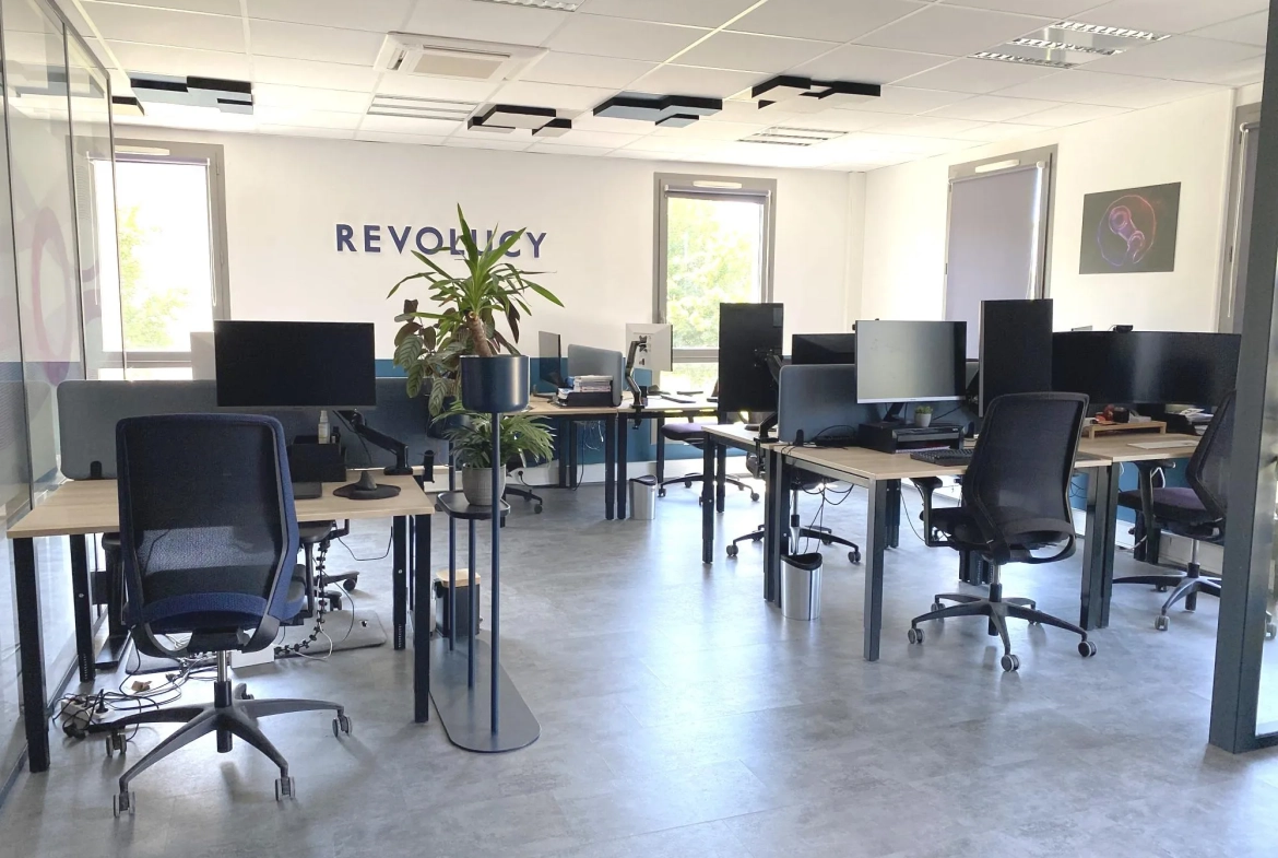 Open space Bureaux à vendre à Francheville - 74 m² dans parc sécurisé avec stationnement 