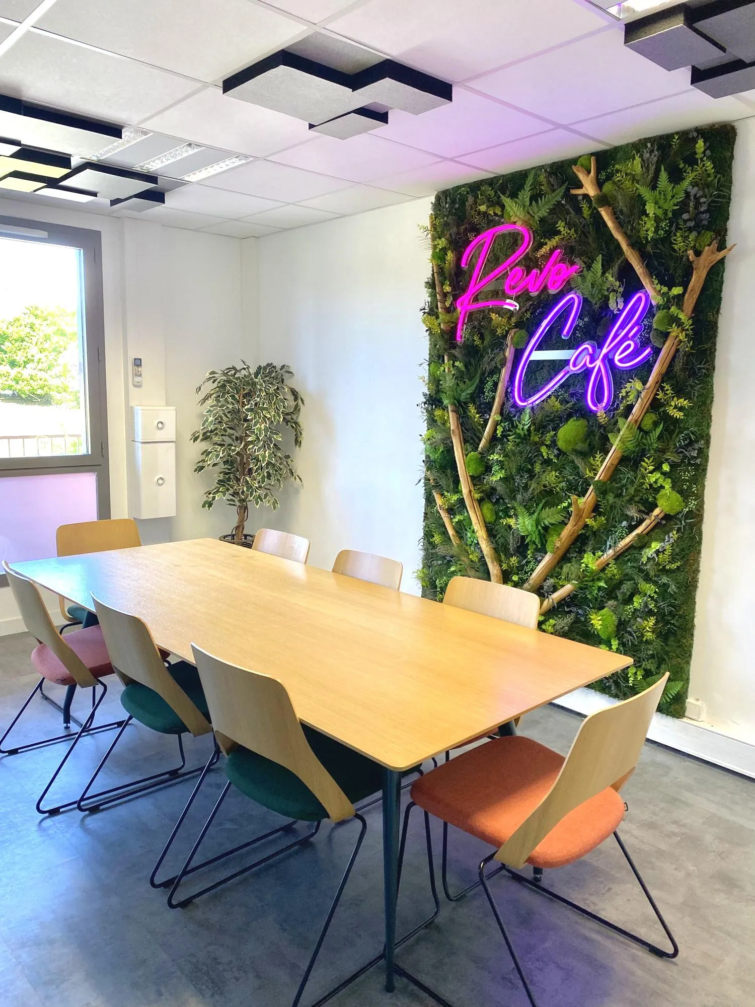 Salle de réunion Bureaux à vendre à Francheville - 74 m² dans parc sécurisé avec stationnement 