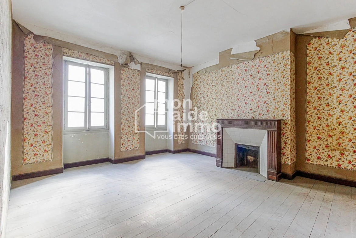 Maison de ville à diviser de 137 m² au centre de Mont de Marsan 