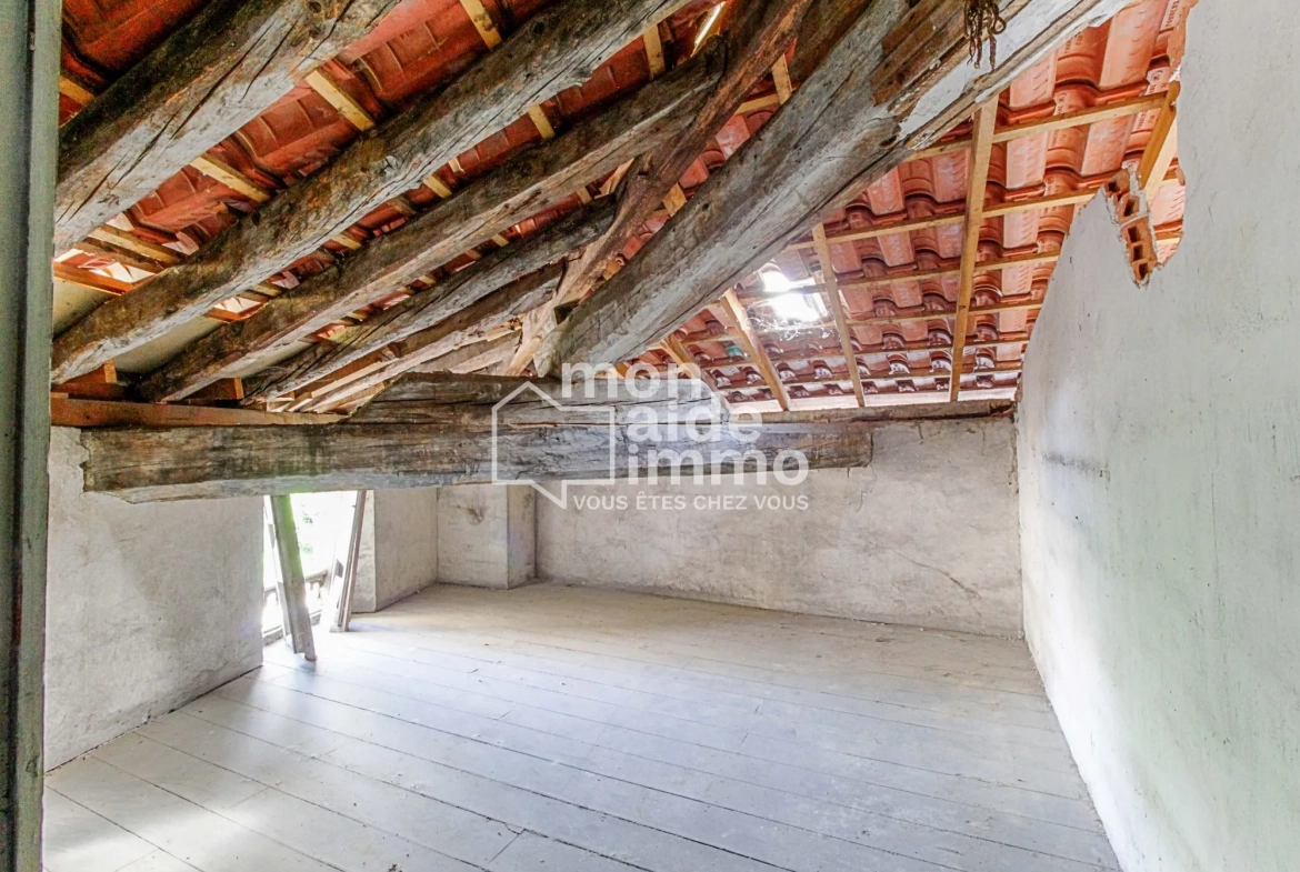 Maison de ville à diviser de 137 m² au centre de Mont de Marsan 