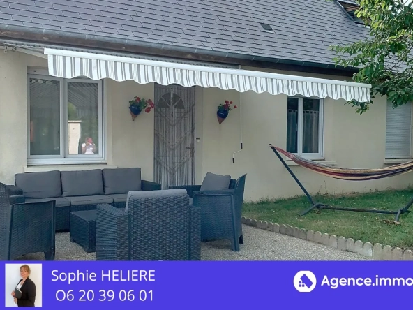 Maison individuelle avec terrain et panneaux solaires à Saint Laurent de Lin