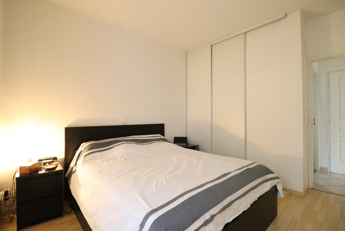 Bel appartement T3 avec grande terrasse à Grenoble, résidence de standing 