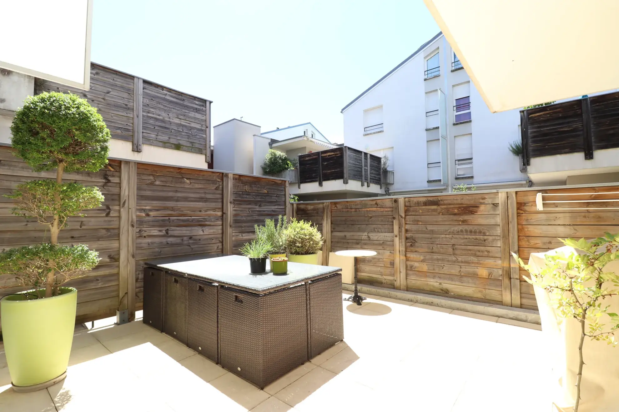 Bel appartement T3 avec grande terrasse à Grenoble, résidence de standing 
