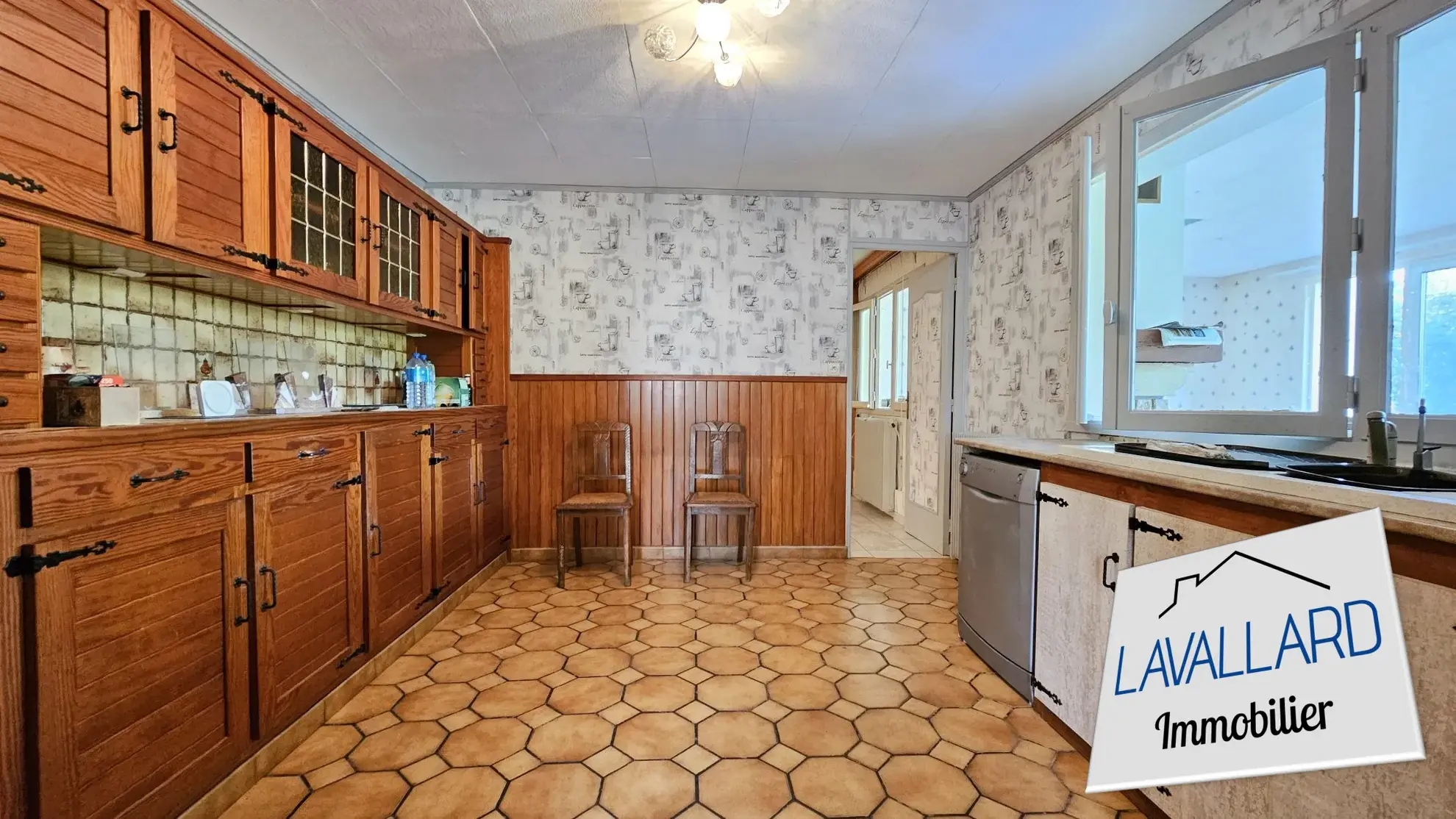 Belle maison de plain-pied avec grand espace vert et plan d’eau à Ailly-sur-Somme 